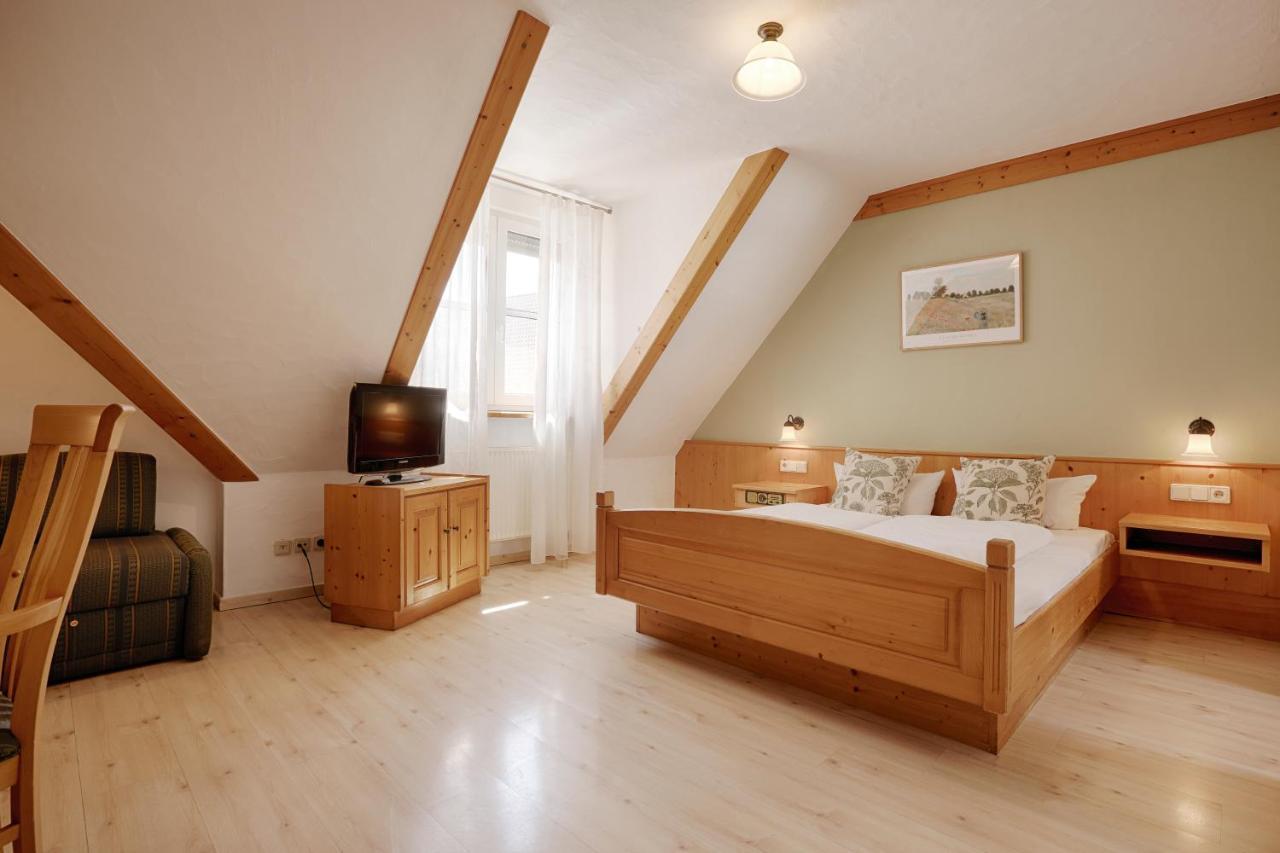 Landhotel Schwab - By Homekeepers Schwarzach am Main Exteriör bild